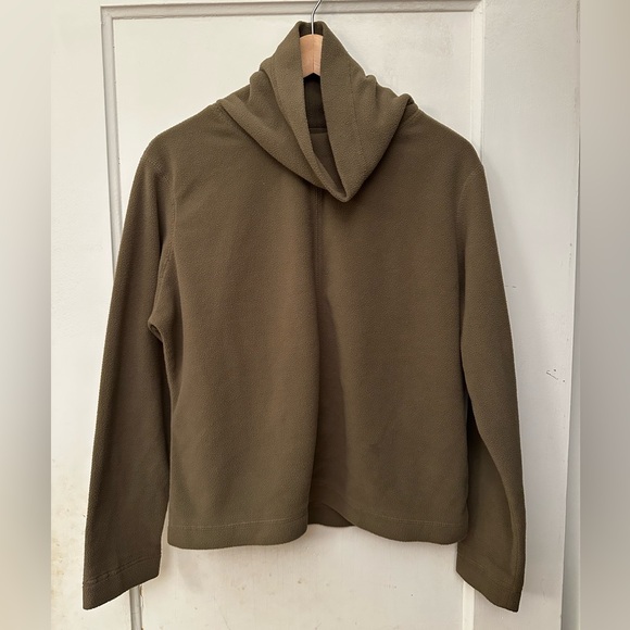 Dark green turtleneck - Picture 1 of 2